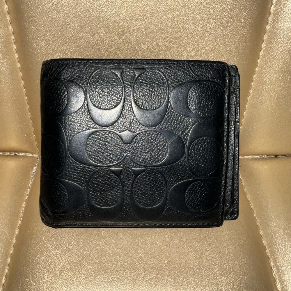 Coach 3 in 1 compact mens wallet